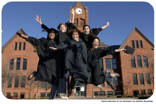 group of graduating students from the University of Central Oklahoma